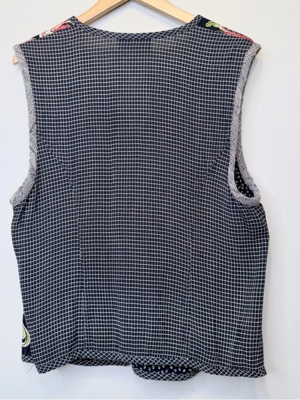 CL | VTG Mid-Plus Size Floral V-Neck Sleeveless Jacket Reversible Vest - Picture 3 of 14
